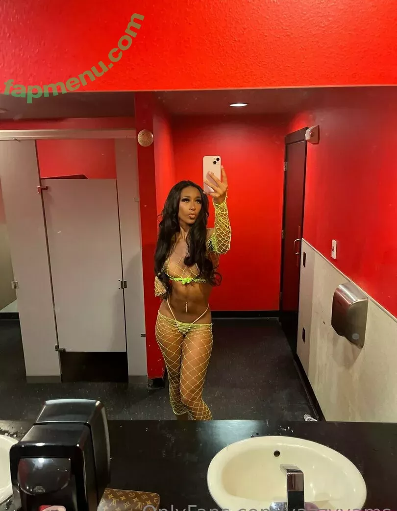 yazzyyams nude photo #0383 (Queen Yasmeena / yazzylonglegs)