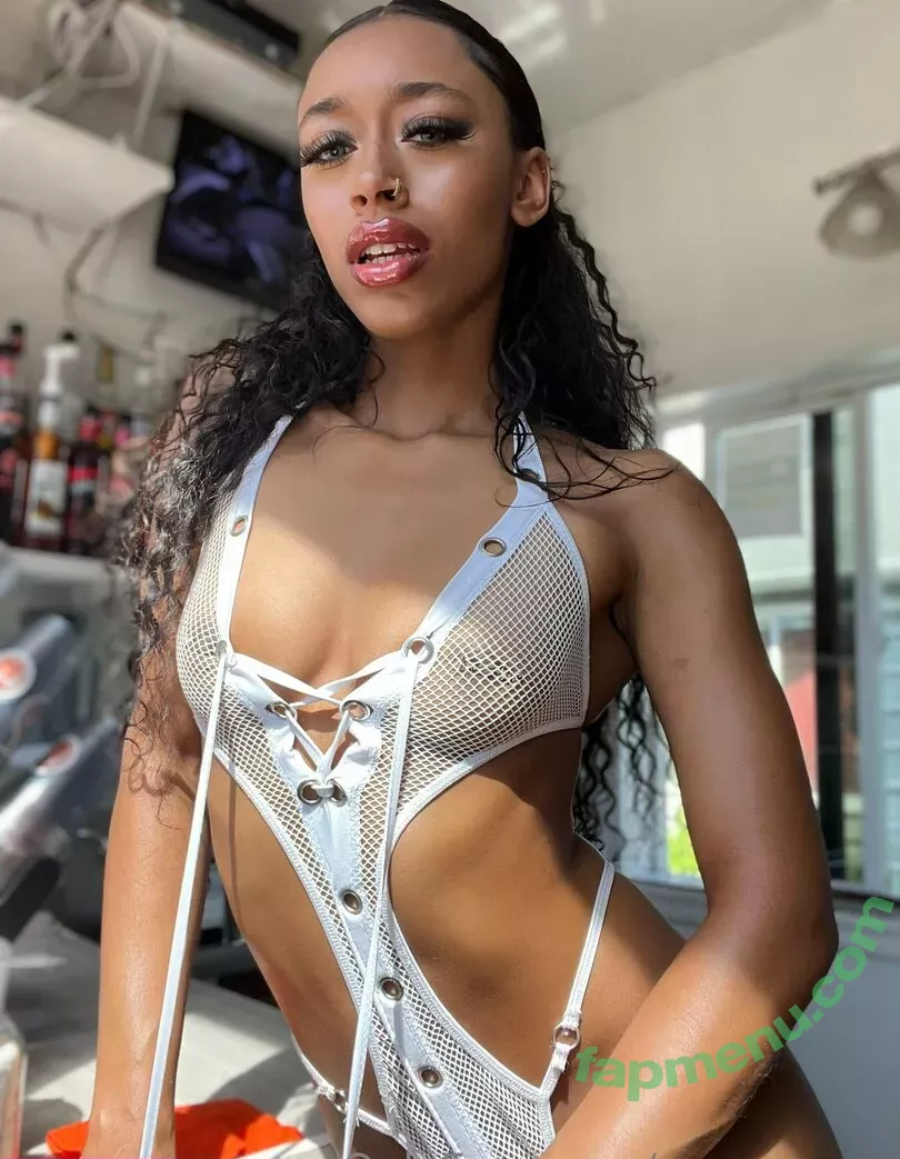 yazzyyams nude photo #0442 (Queen Yasmeena / yazzylonglegs)