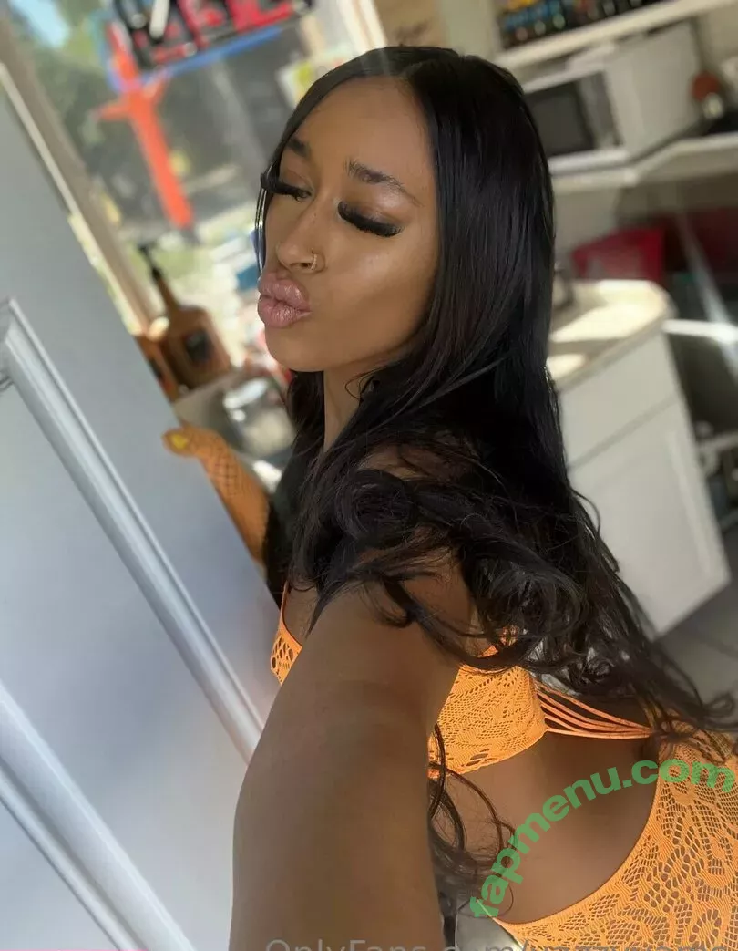 yazzyyams nude photo #0640 (Queen Yasmeena / yazzylonglegs)