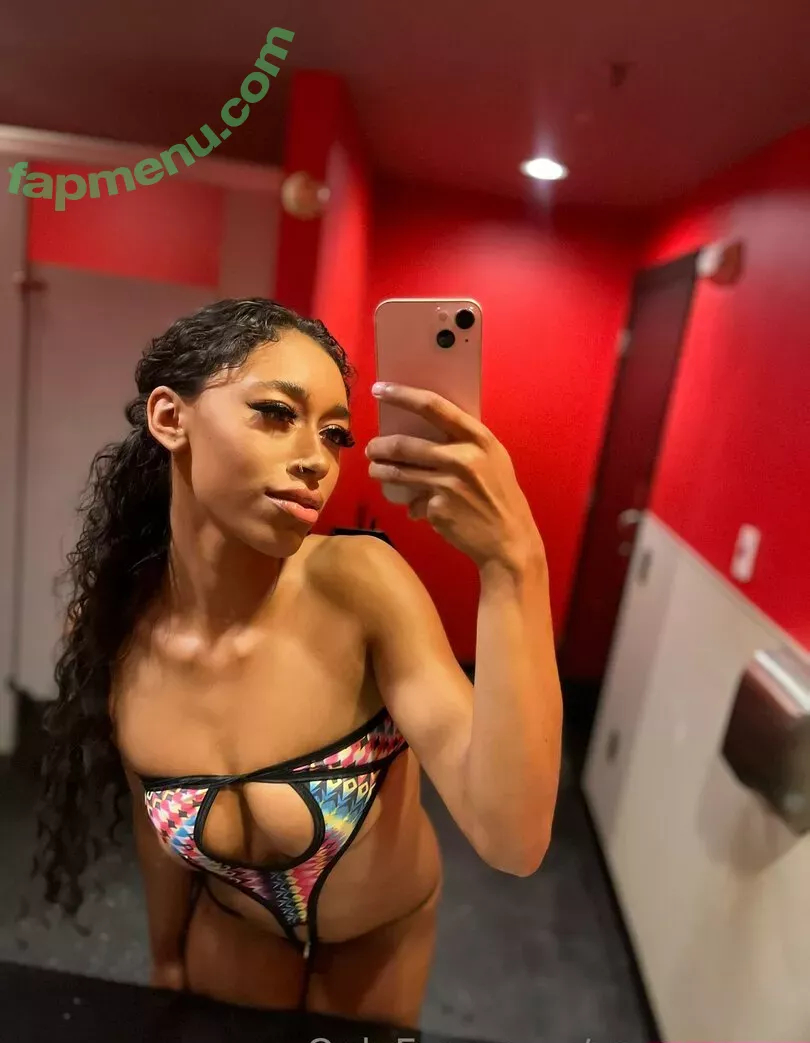 yazzyyams nude photo #0673 (Queen Yasmeena / yazzylonglegs)