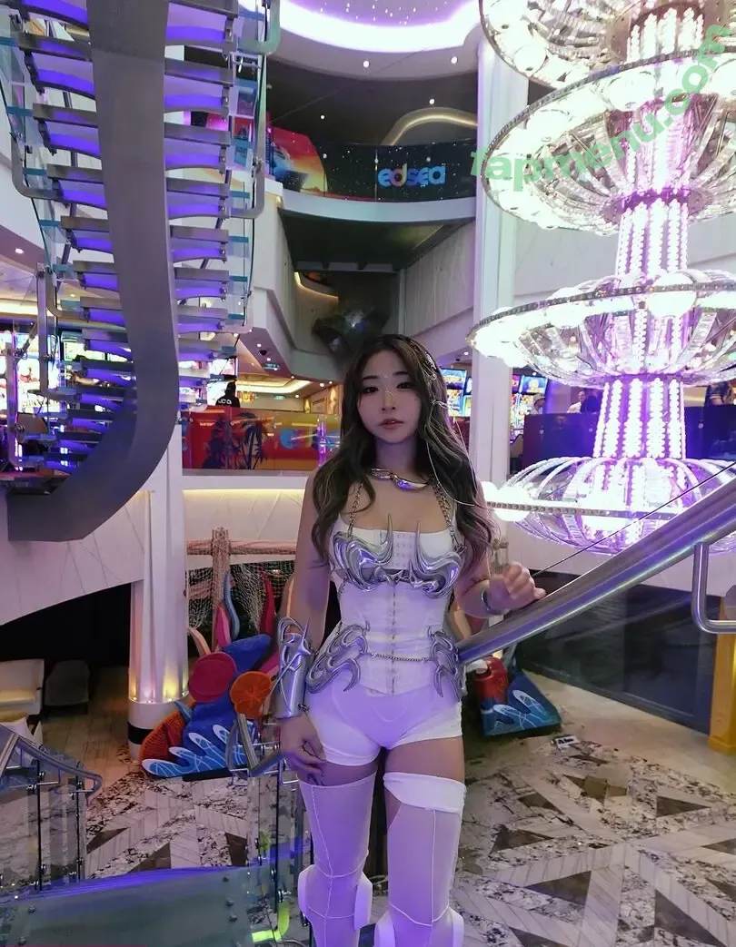 yckitsmary nude photo #0043 (yckitsmary)