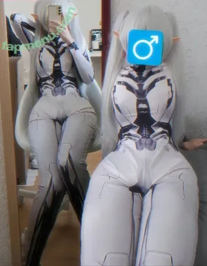 Yclawz nude photo #0059