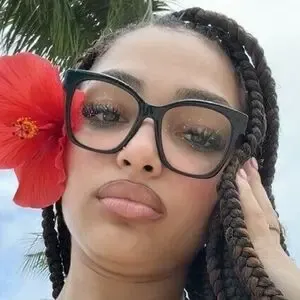 yeahthatsliyah / laBEBEliyah / r.i.v.3.r.a / yeathatsliyah_ nude photo #0002