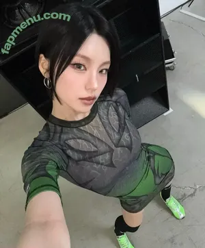 Yeji / Hwang Ye-ji / ITZY (예지 / yezyizhere nude photo #0117