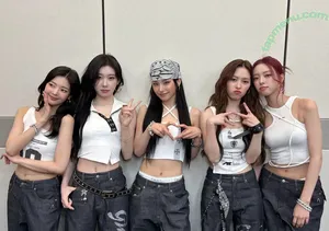 Yeji / Hwang Ye-ji / ITZY (예지 / yezyizhere nude photo #0252