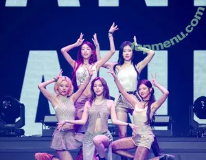 Yeji / Hwang Ye-ji / ITZY (예지 / yezyizhere nude photo #0274