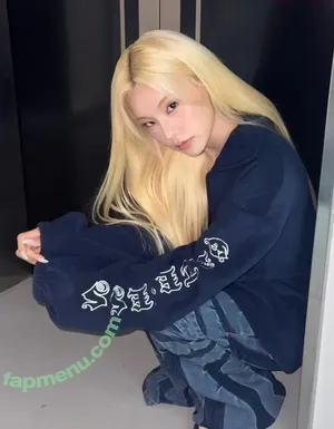 Yeji / Hwang Ye-ji / ITZY (예지 / yezyizhere nude photo #0439