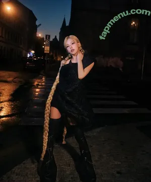 Yeji / Hwang Ye-ji / ITZY (예지 / yezyizhere nude photo #0445