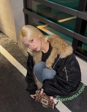 Yeji / Hwang Ye-ji / ITZY (예지 / yezyizhere nude photo #0543