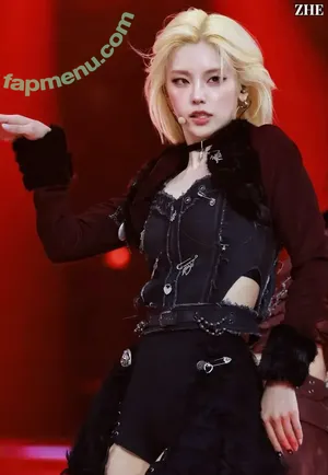 Yeji / Hwang Ye-ji / ITZY (예지 / yezyizhere nude photo #0559