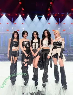 Yeji / Hwang Ye-ji / ITZY (예지 / yezyizhere nude photo #0575