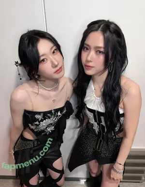 Yeji / Hwang Ye-ji / ITZY (예지 / yezyizhere nude photo #0579