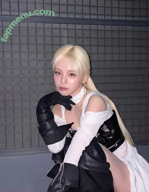 Yeji / Hwang Ye-ji / ITZY (예지 / yezyizhere nude photo #0585