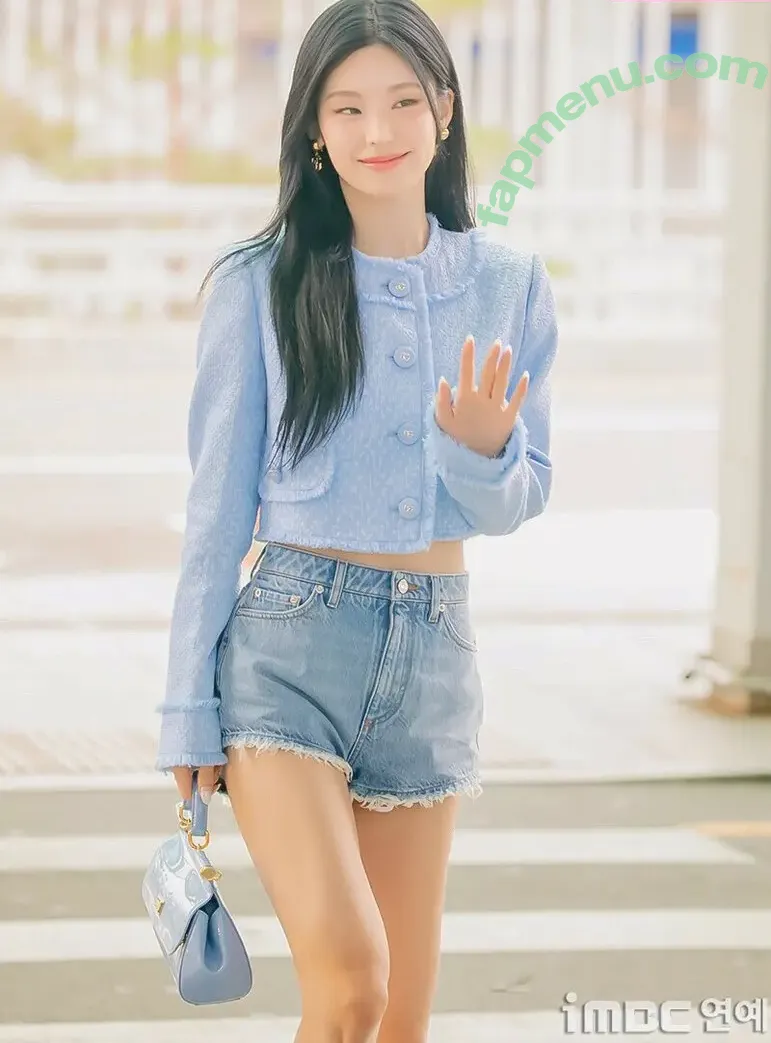 Yeji nude photo #0017 (Hwang Ye-ji / ITZY (예지 / yezyizhere)