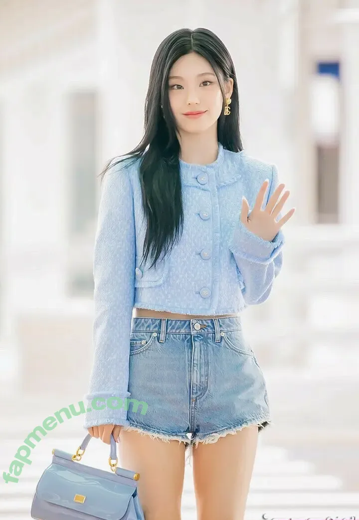 Yeji nude photo #0034 (Hwang Ye-ji / ITZY (예지 / yezyizhere)