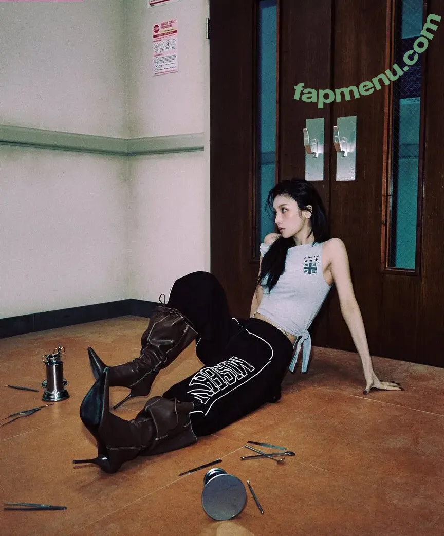 Yeji nude photo #0133 (Hwang Ye-ji / ITZY (예지 / yezyizhere)