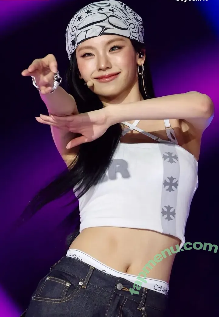 Yeji nude photo #0250 (Hwang Ye-ji / ITZY (예지 / yezyizhere)
