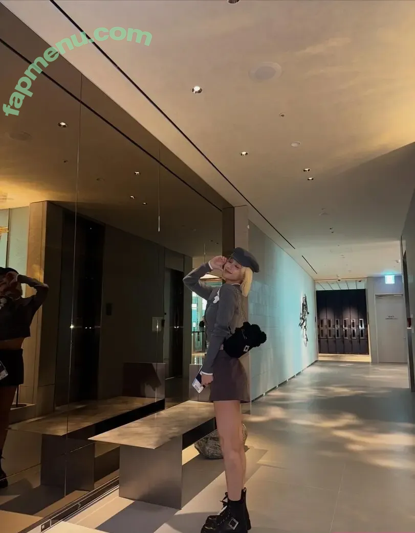 Yeji nude photo #0362 (Hwang Ye-ji / ITZY (예지 / yezyizhere)