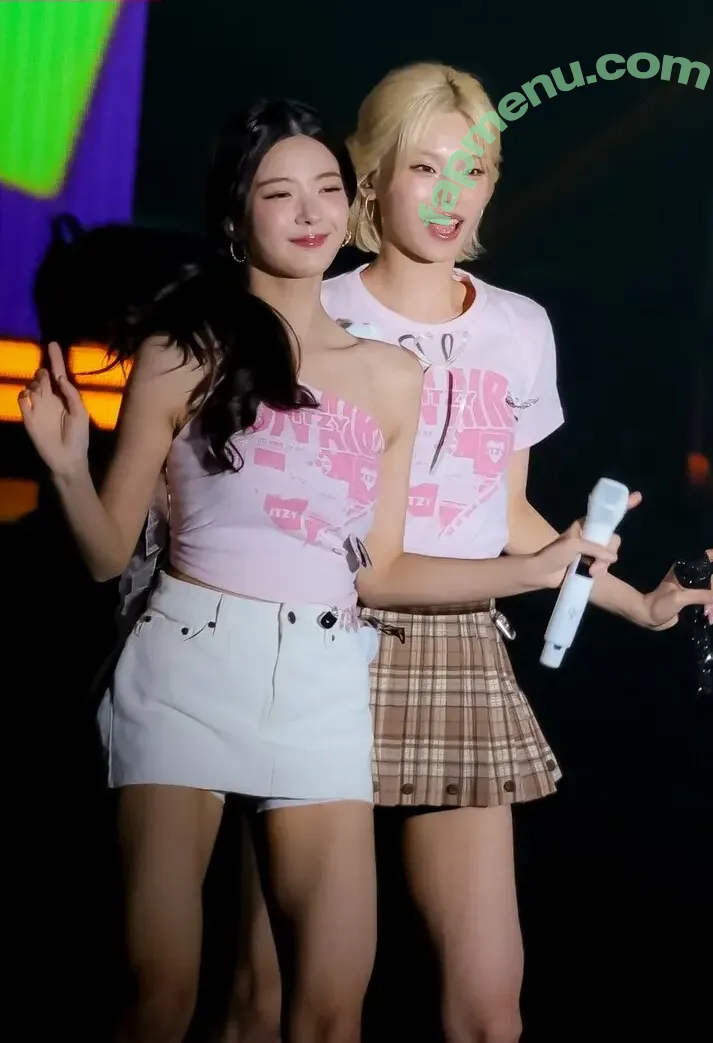 Yeji nude photo #0394 (Hwang Ye-ji / ITZY (예지 / yezyizhere)