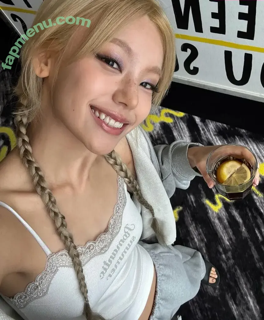 Yeji nude photo #0465 (Hwang Ye-ji / ITZY (예지 / yezyizhere)