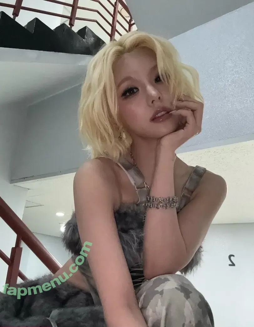 Yeji nude photo #0484 (Hwang Ye-ji / ITZY (예지 / yezyizhere)