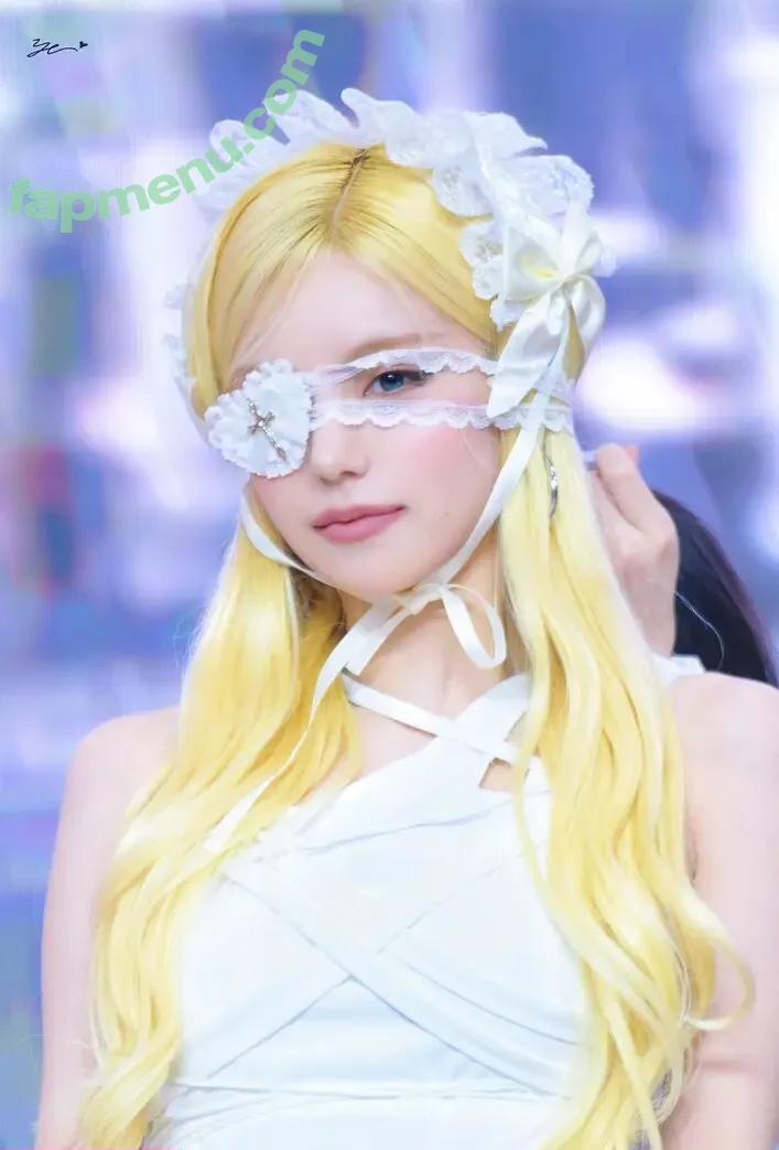 Yeji nude photo #0514 (Hwang Ye-ji / ITZY (예지 / yezyizhere)