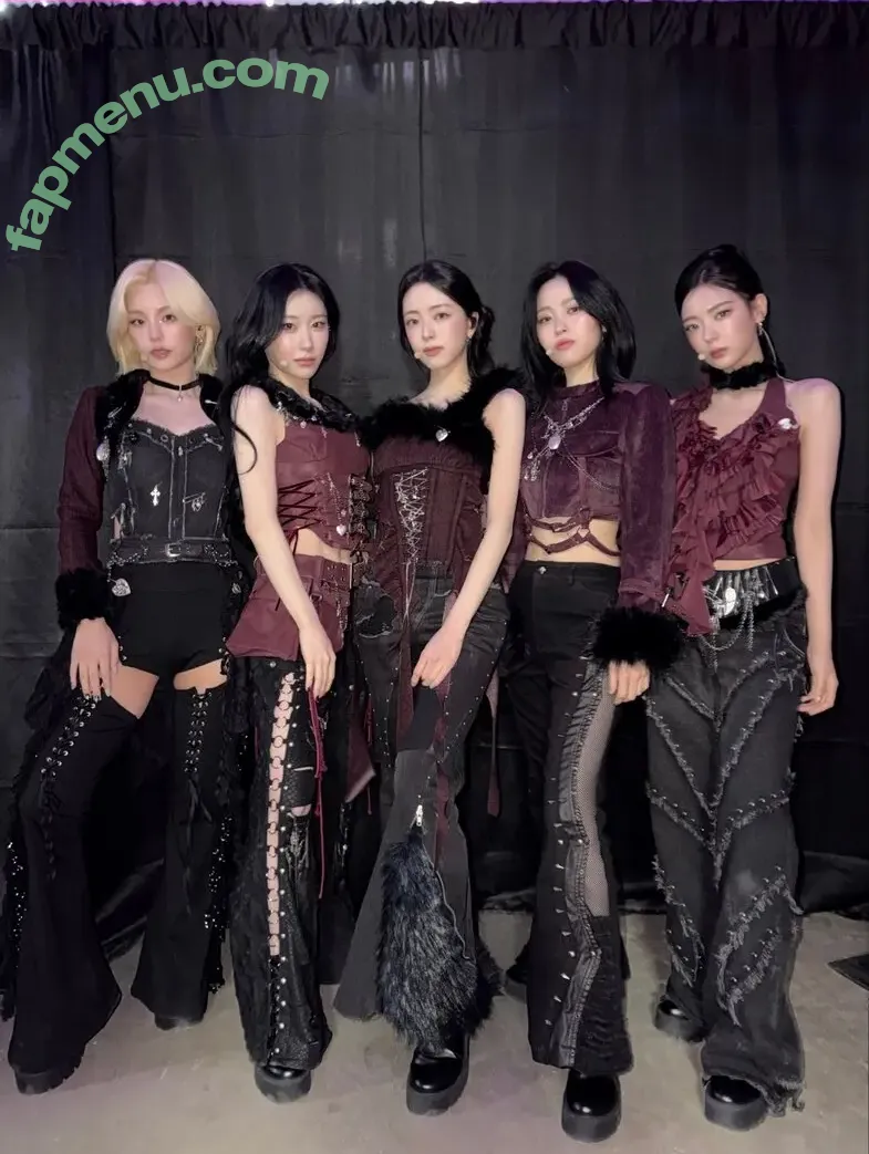 Yeji nude photo #0552 (Hwang Ye-ji / ITZY (예지 / yezyizhere)