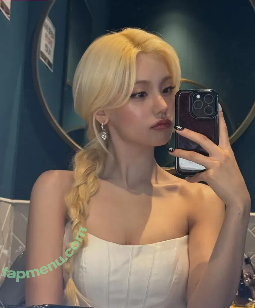 Yeji nude photo #0556 (Hwang Ye-ji / ITZY (예지 / yezyizhere)