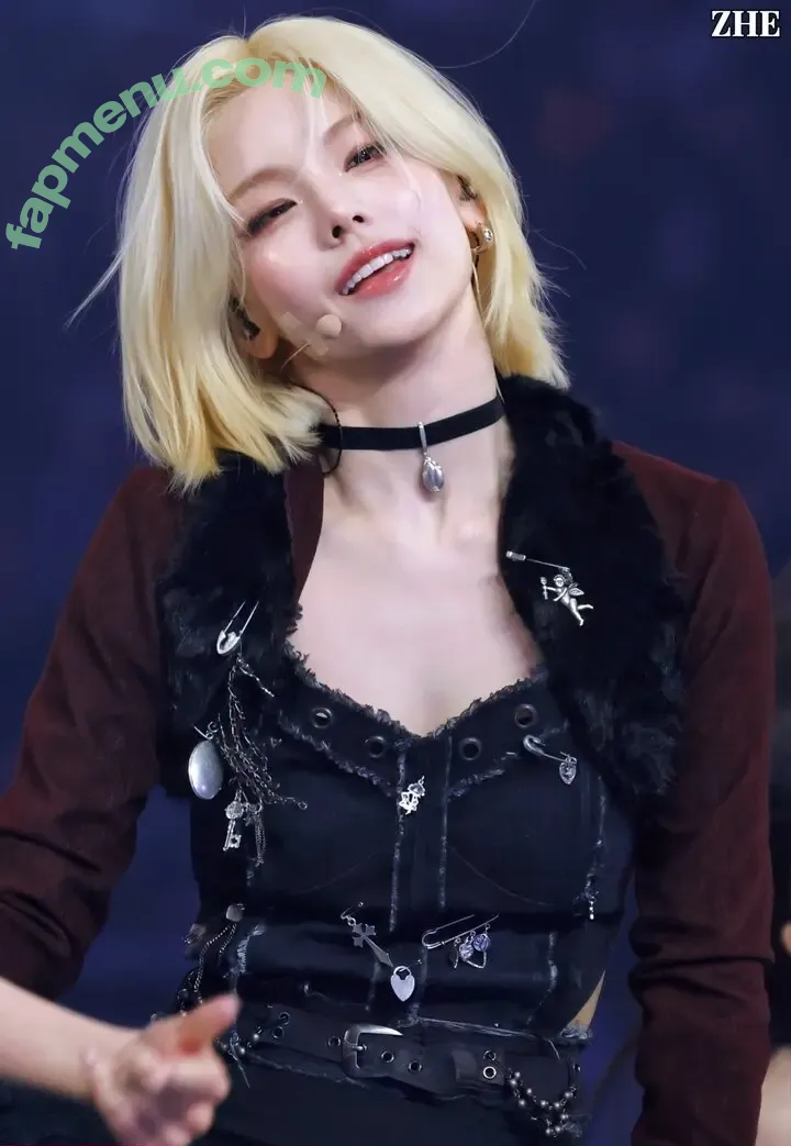 Yeji nude photo #0563 (Hwang Ye-ji / ITZY (예지 / yezyizhere)