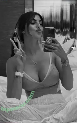 Yeliz Koc / _yelizkoc_ / yeliztrav nude photo #0382