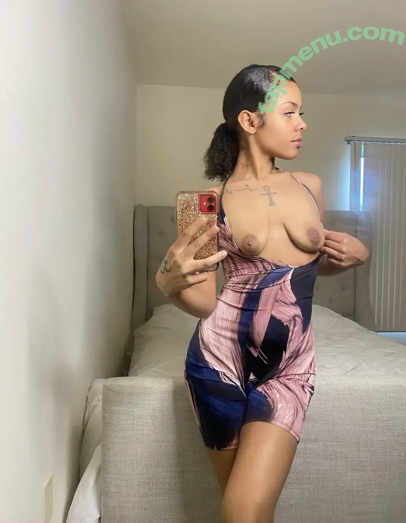 Yellacole nude photo #0027 ( / bbylayxo / bbylxya / bbylxyaa / prettyyellow)
