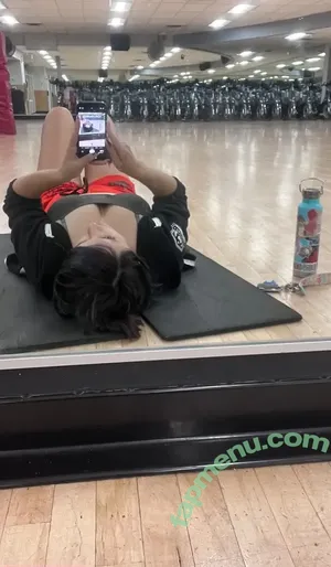 Yellowspoongirl nude photo #0349