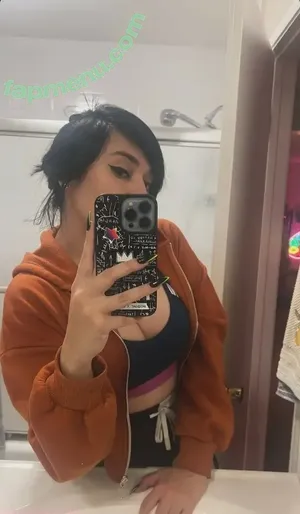 Yellowspoongirl nude photo #0358