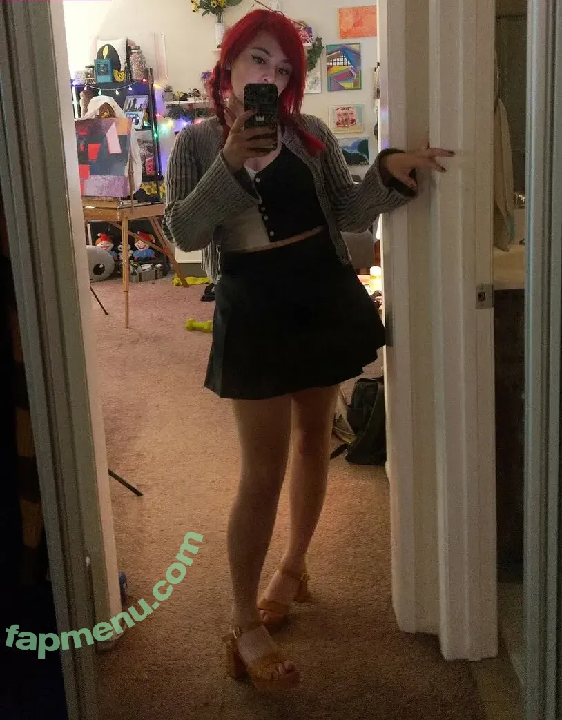 Yellowspoongirl nude photo #0334 (Yellowspoongirl)