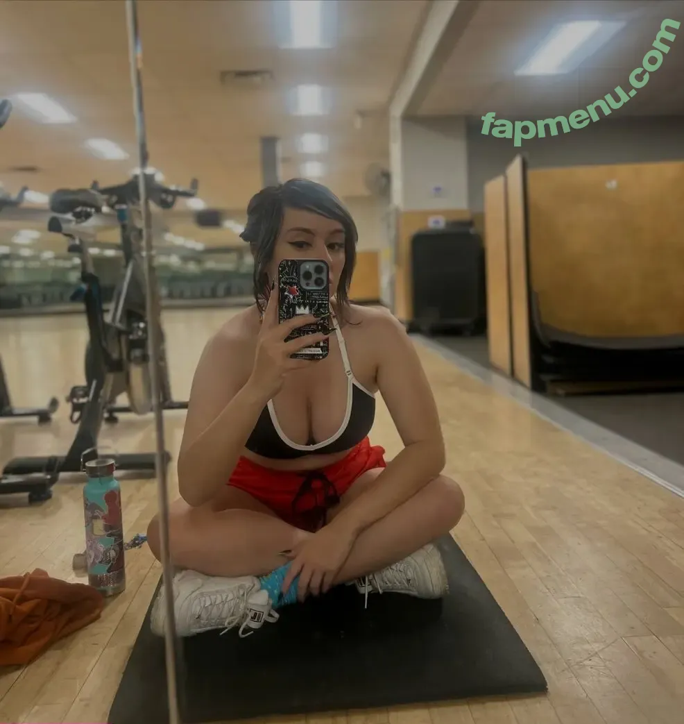 Yellowspoongirl nude photo #0361 (Yellowspoongirl)