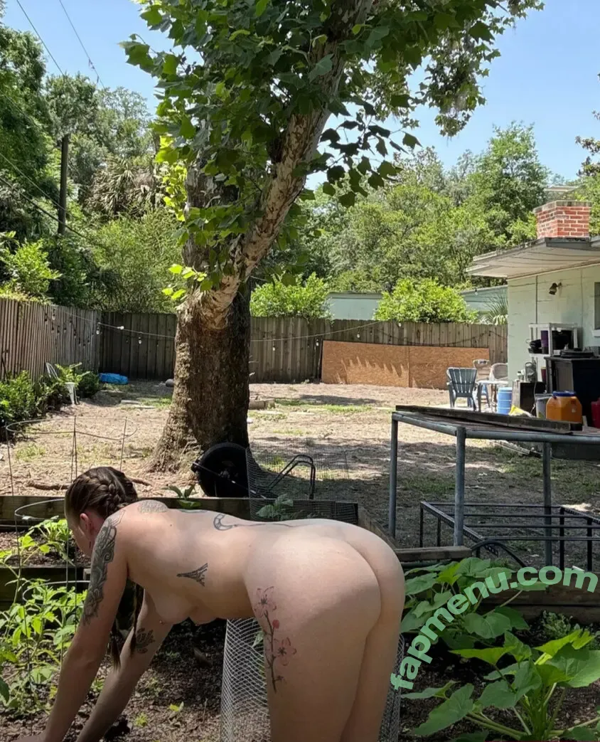 Yenkea nude photo #0107 (jennakeagle)