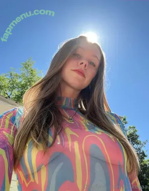  nude photo #0002