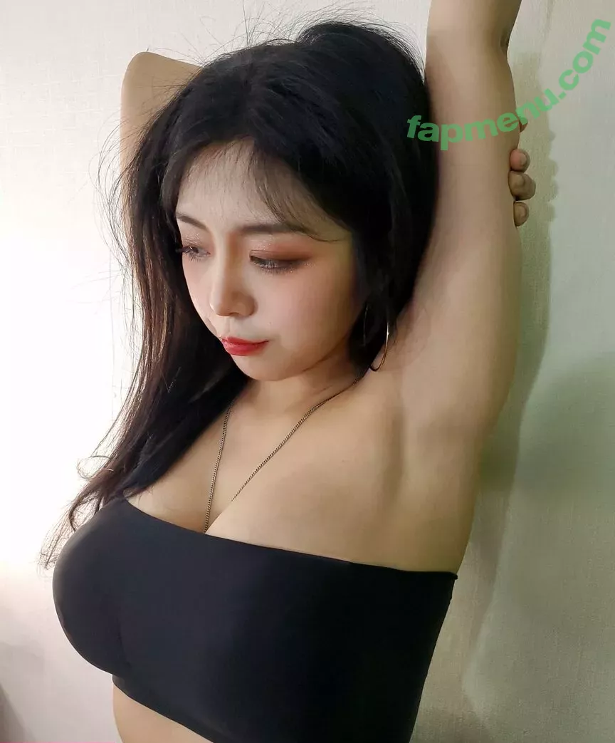 Yeo_ul nude photo #0013 (yeo._.ul2 / 해까닥여울이)