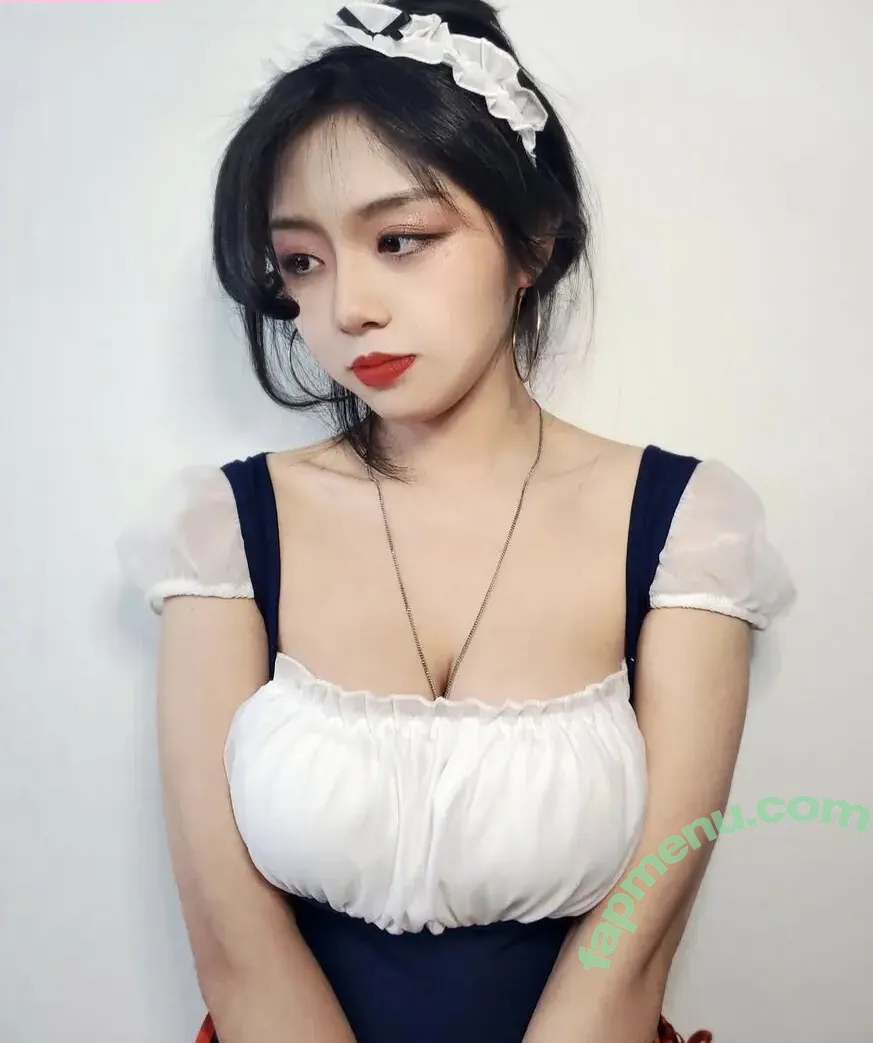 Yeo_ul nude photo #0050 (yeo._.ul2 / 해까닥여울이)