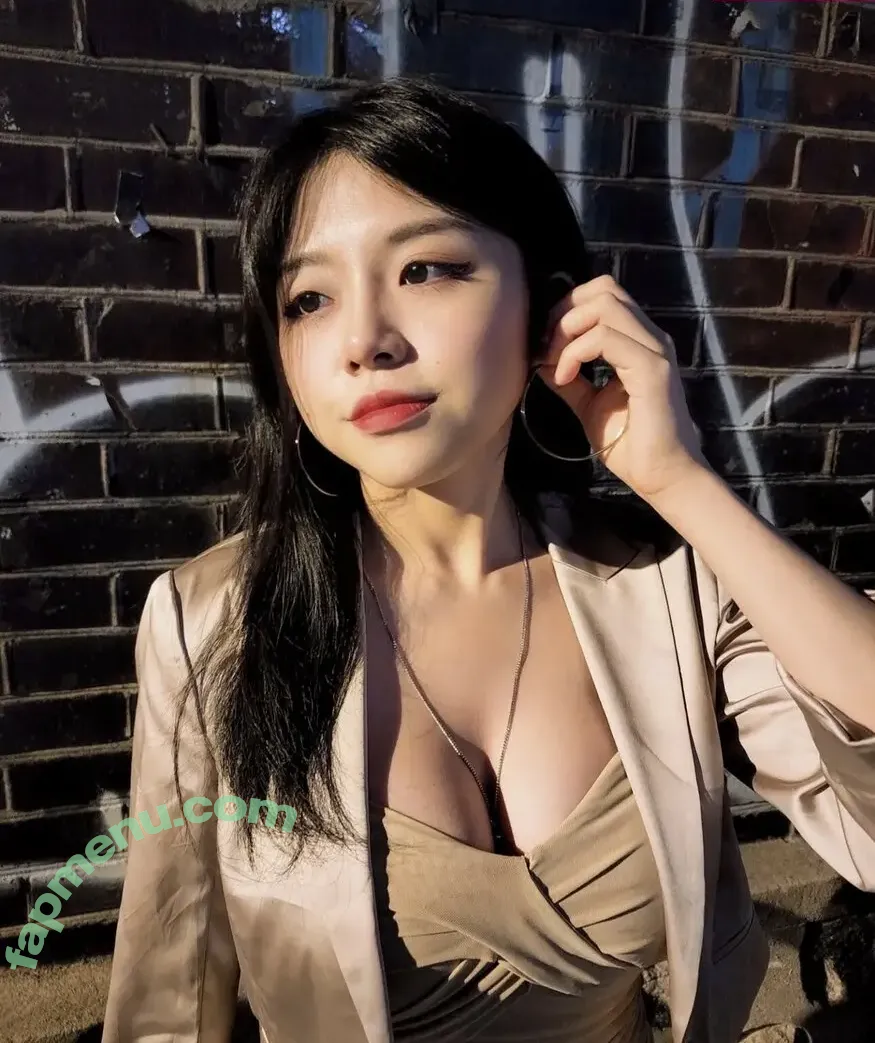 Yeo_ul nude photo #0121 (yeo._.ul2 / 해까닥여울이)