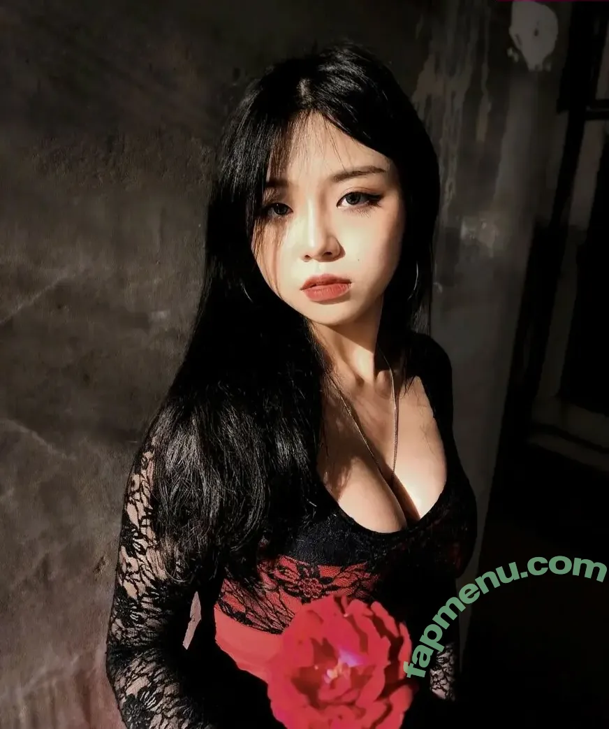 Yeo_ul nude photo #0126 (yeo._.ul2 / 해까닥여울이)