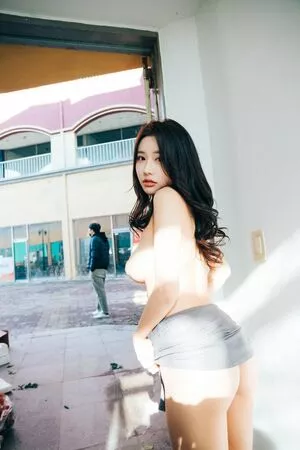 Yeon Yu / yeonyumilk nude photo #0016