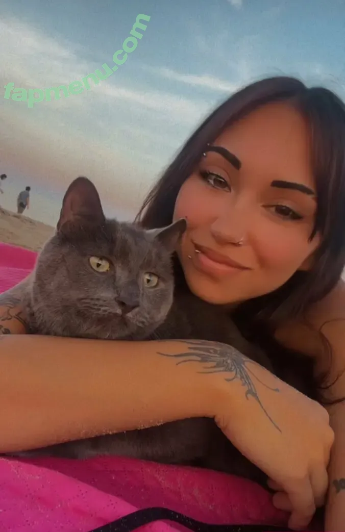 yeshunnixx nude photo #0108 (yeshunnixx)