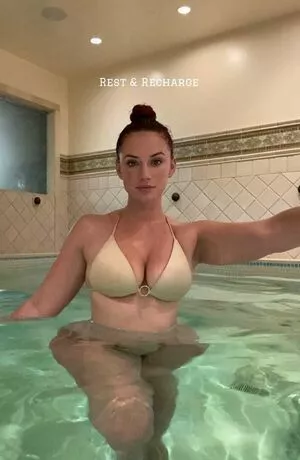 Yesjulz nude photo #0105