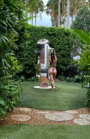 Yesjulz nude photo #0180