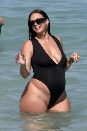 Yesjulz nude photo #0207