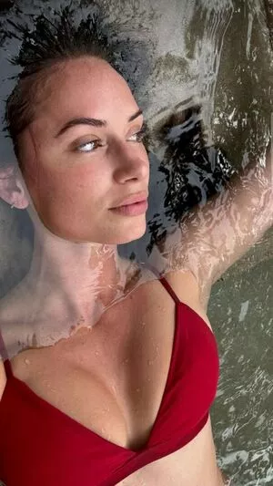 Yesjulz nude photo #0243