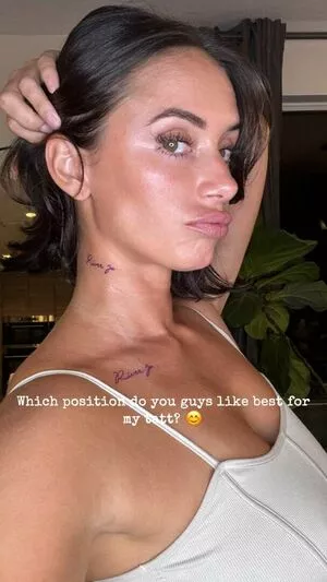 Yesjulz nude photo #0449