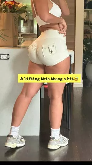 Yesjulz nude photo #0487