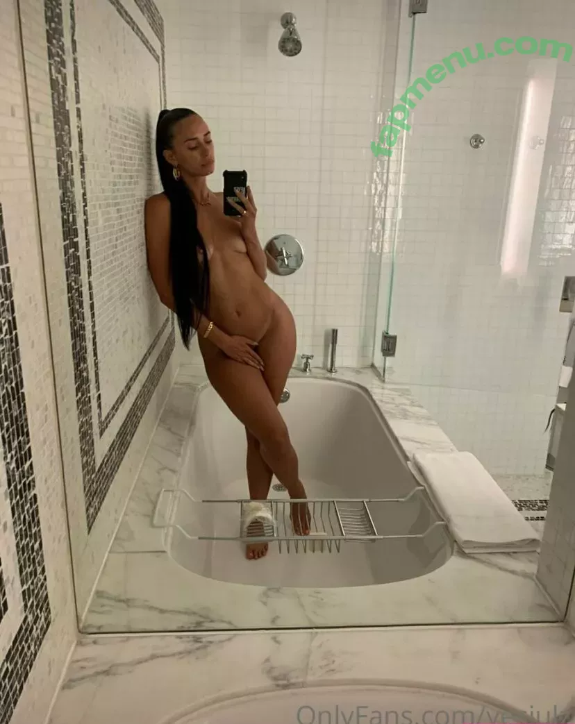Yesjulz nude photo #0165 (Yesjulz)